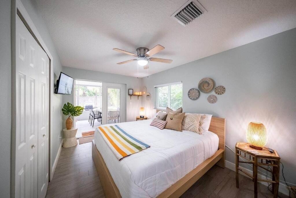 Beach House W/Putting Green/Game Rm/Rooftop Deck Cocoa Beach Bagian luar foto